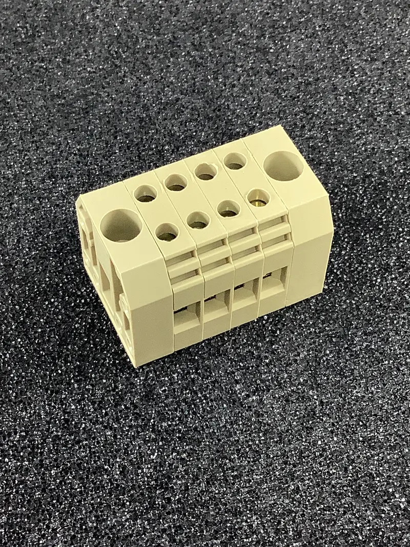 1323.2 - Altech - 4 Pos Terminal Block 1