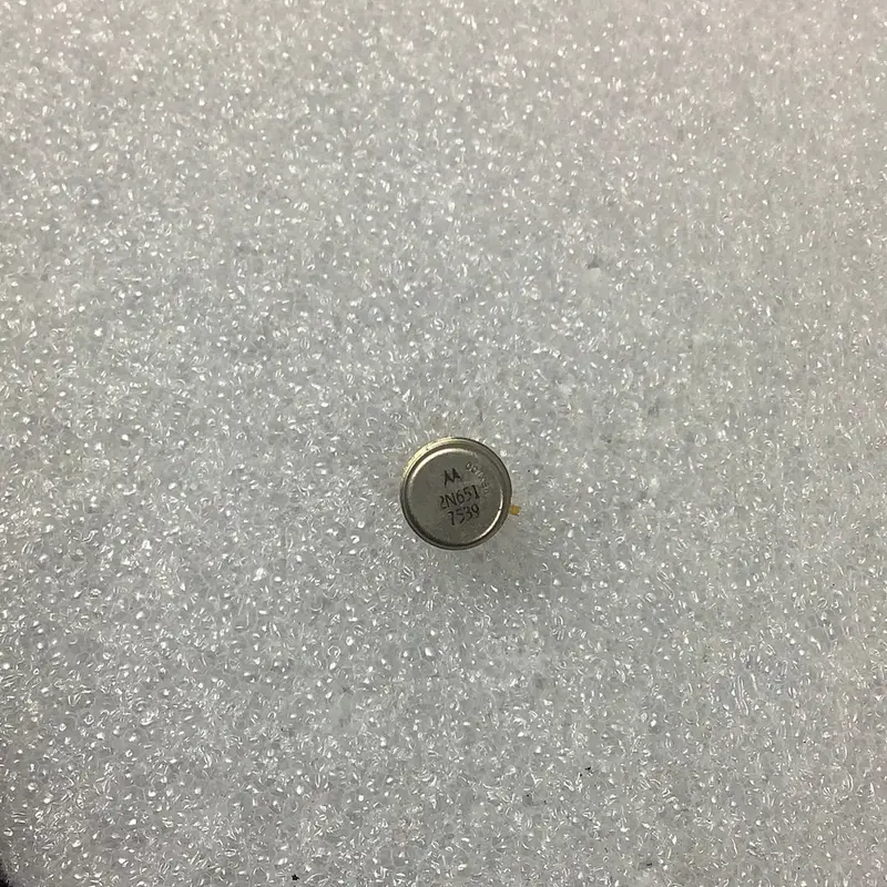 2N651 Germanium, Pnp,  Transistor 1