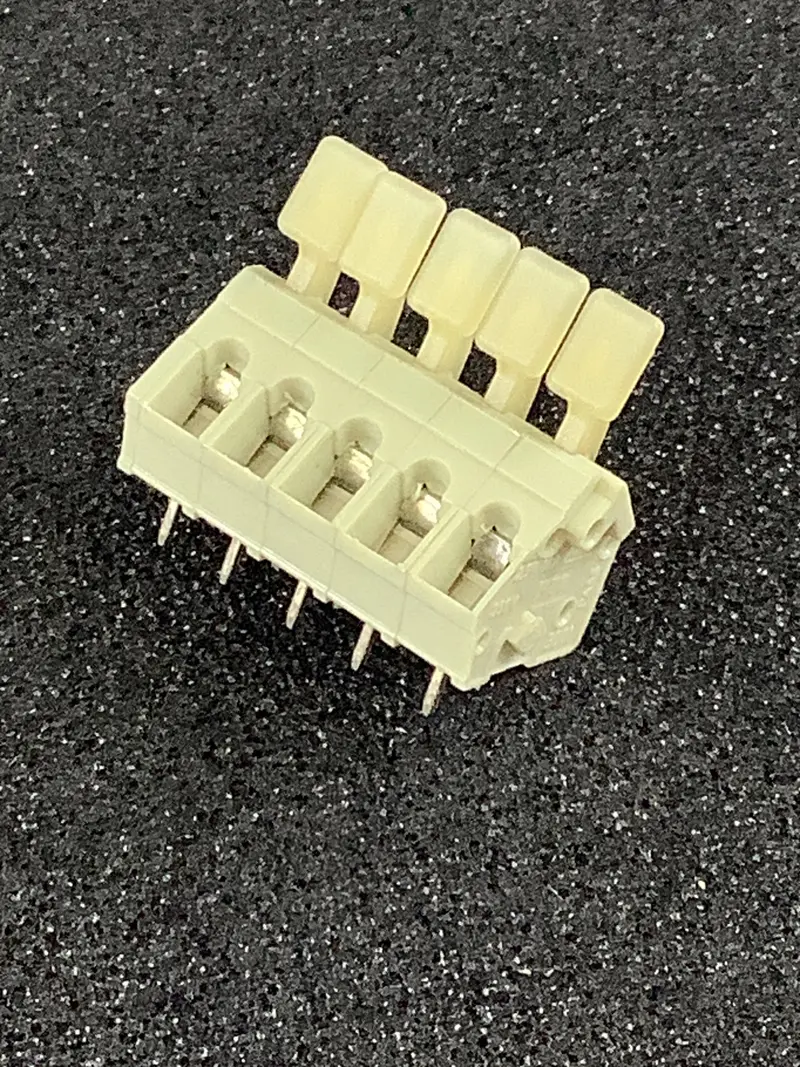 32.305 - Altech - 5 Pos. Terminal Strip 1