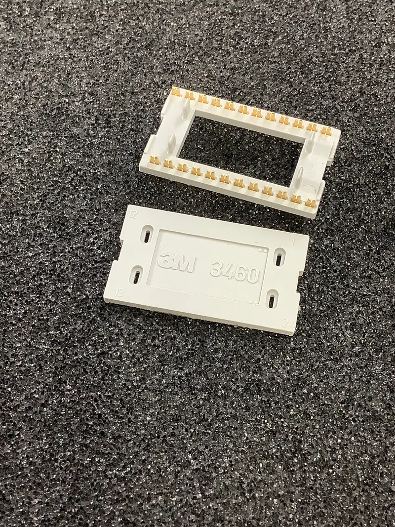 3460-0000 - 3M - Dip Connector, 24 Contact(S), 2 Row(S), Male, Straight, 0.1 Inch Pitch, Idc Terminal, Gray Insulator 1