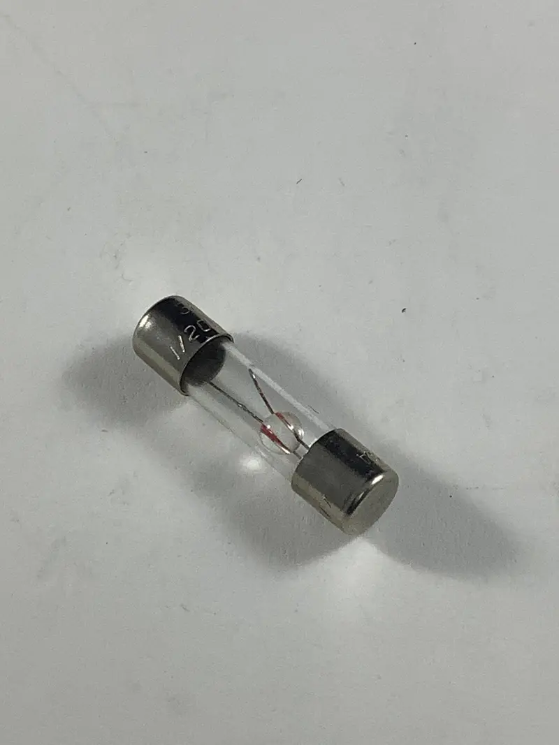 361.005 - Littelfuse - 8Ag Fast Acting Fuse - 0.005A - 250V - Nickel Plated Brass Cap - Glass Body - 1/4" Dia. X 1" 1