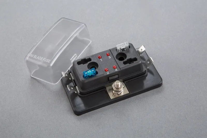 4 Slot Fuse Block W Cover And Led 1