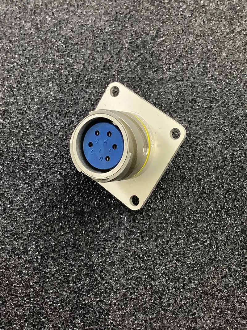 67-02E14-5S - Amphenol - 5 Pin Female Panel Mount Connector 1