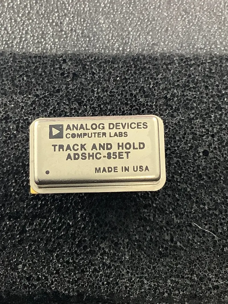 Adshc-85Et - Analog Devices - Sample And Hold Circuit 1