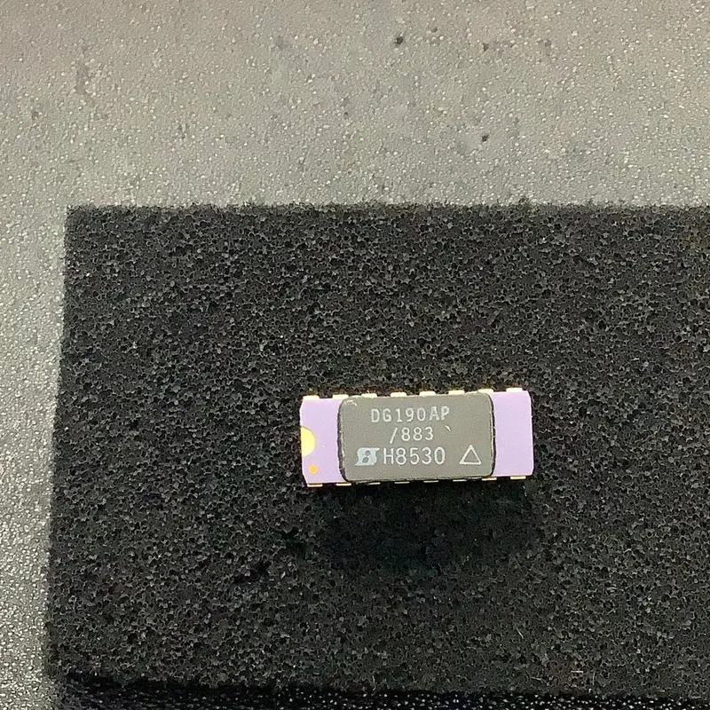 Dg190ap/883 - Siliconix  - High-Speed Drivers With Dual Spdt Jfet Switches 1