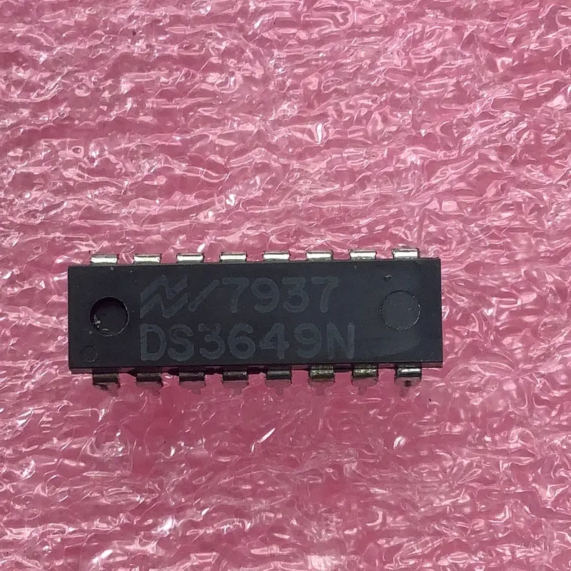Ds3649n - Nsc - Hex Tri-State Ttl To Mos Drivers 1