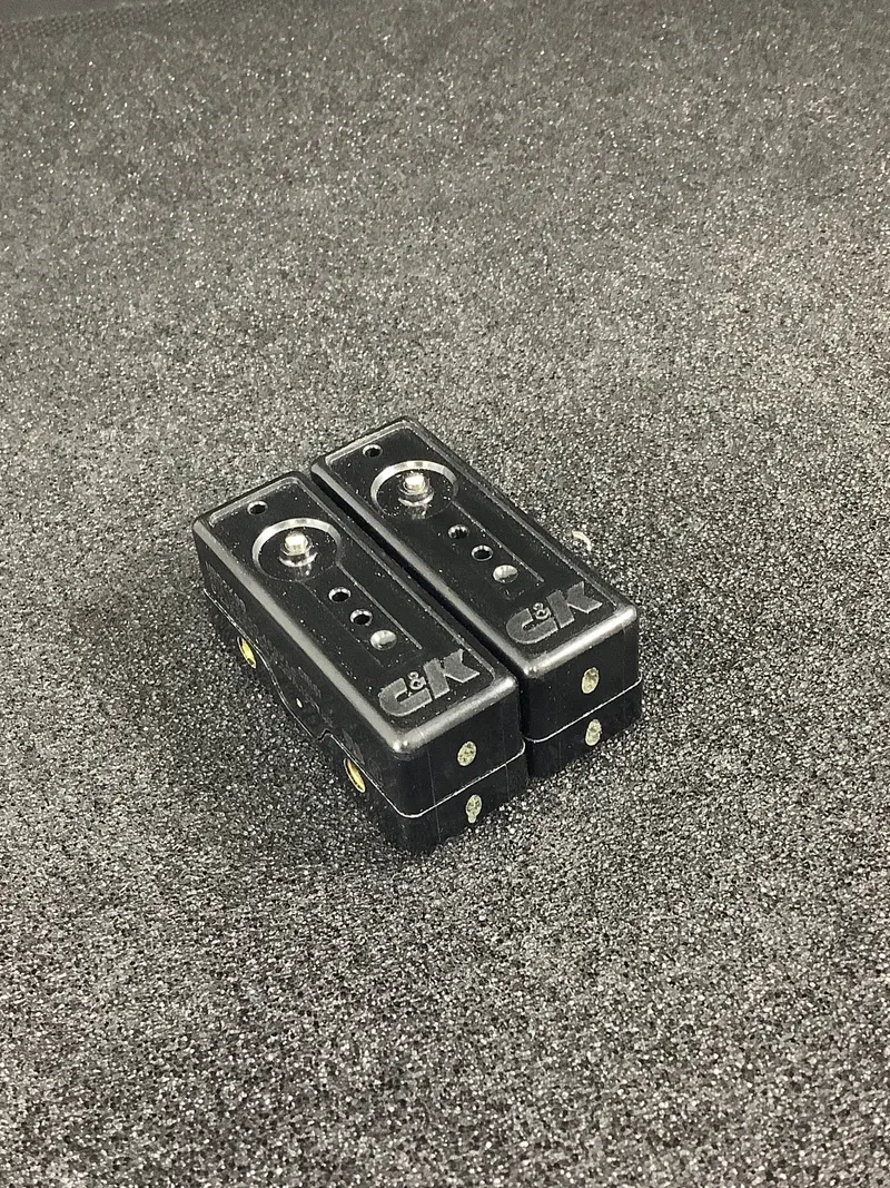 Hbd2kgb4spo11c - C&K - Dpdt Pin Plunger Switch 1