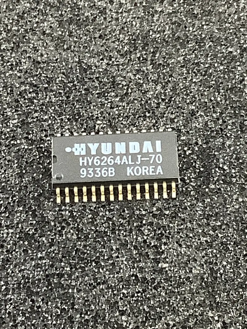 Hy6264alj-70 - Hyundai - 8Kx8-Bit Cmos Sram 1