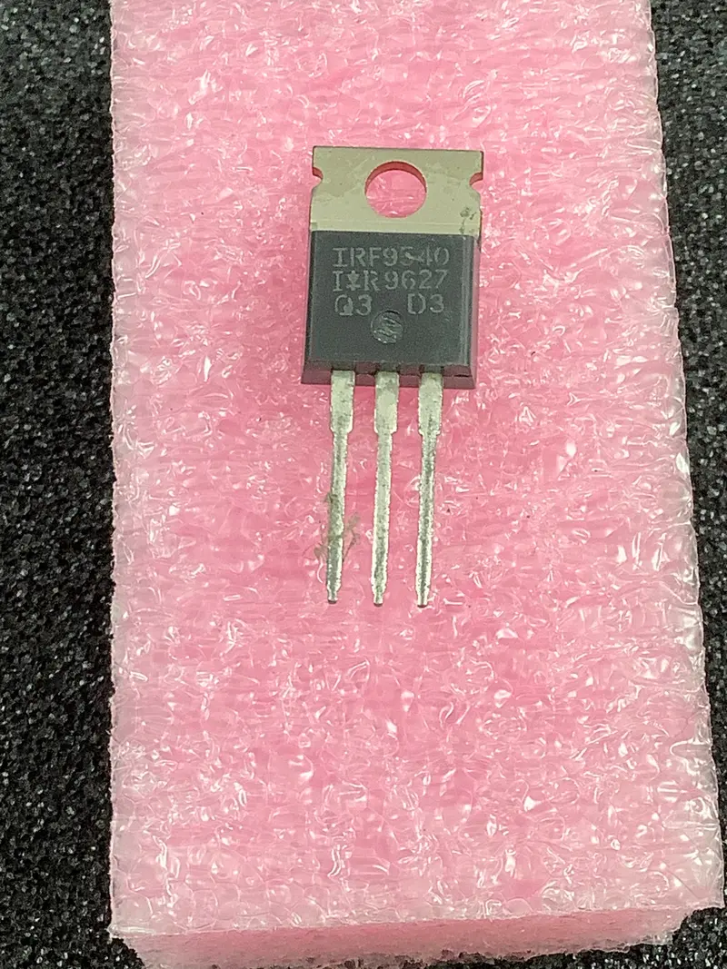 Irf9540 - Ir - P-Channel Mosfet 1