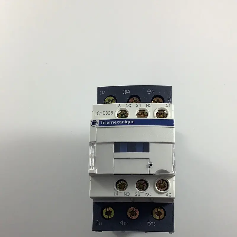 Lc1d326f7 - Telemecanique / Square D - 3 Pole Contactor, 110Vac, 32A 1