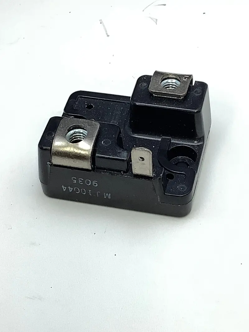 Mj10044 - Motorola - 50 Amp Switchmode Npn Darlington Transistor 1