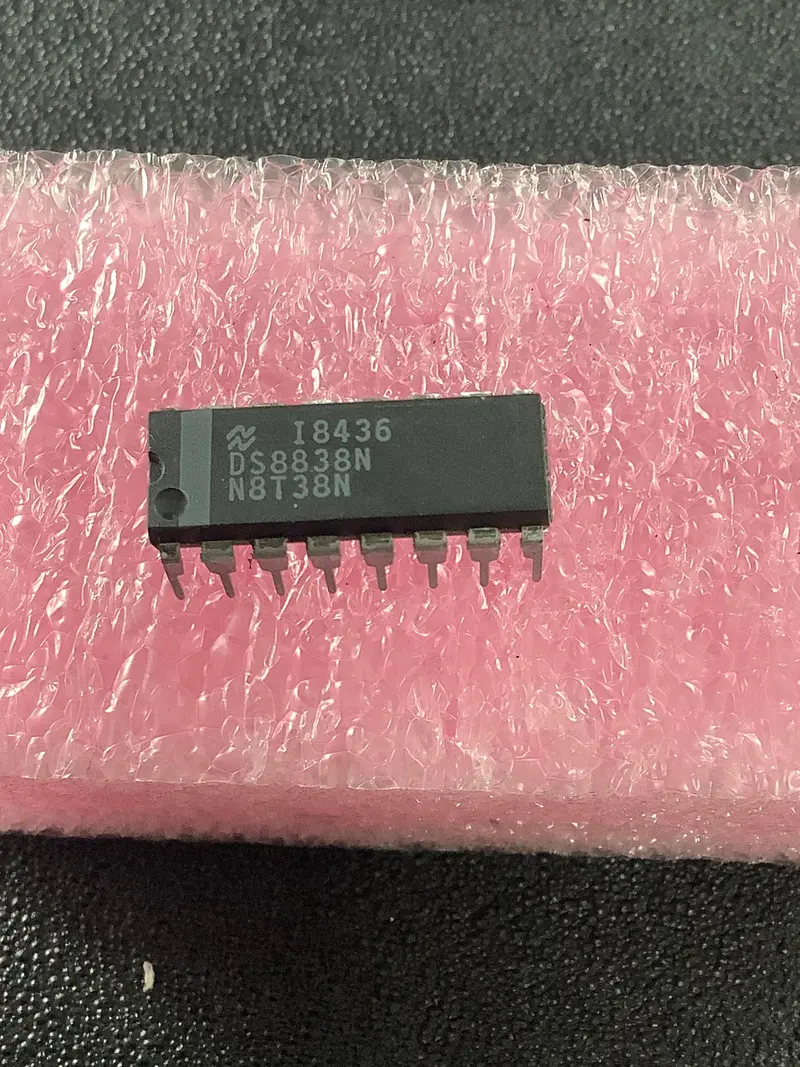 N8t38n - Nsc - Quadruple Bus Transceiver (Open Collector), Dual Marked Ds8838n 1