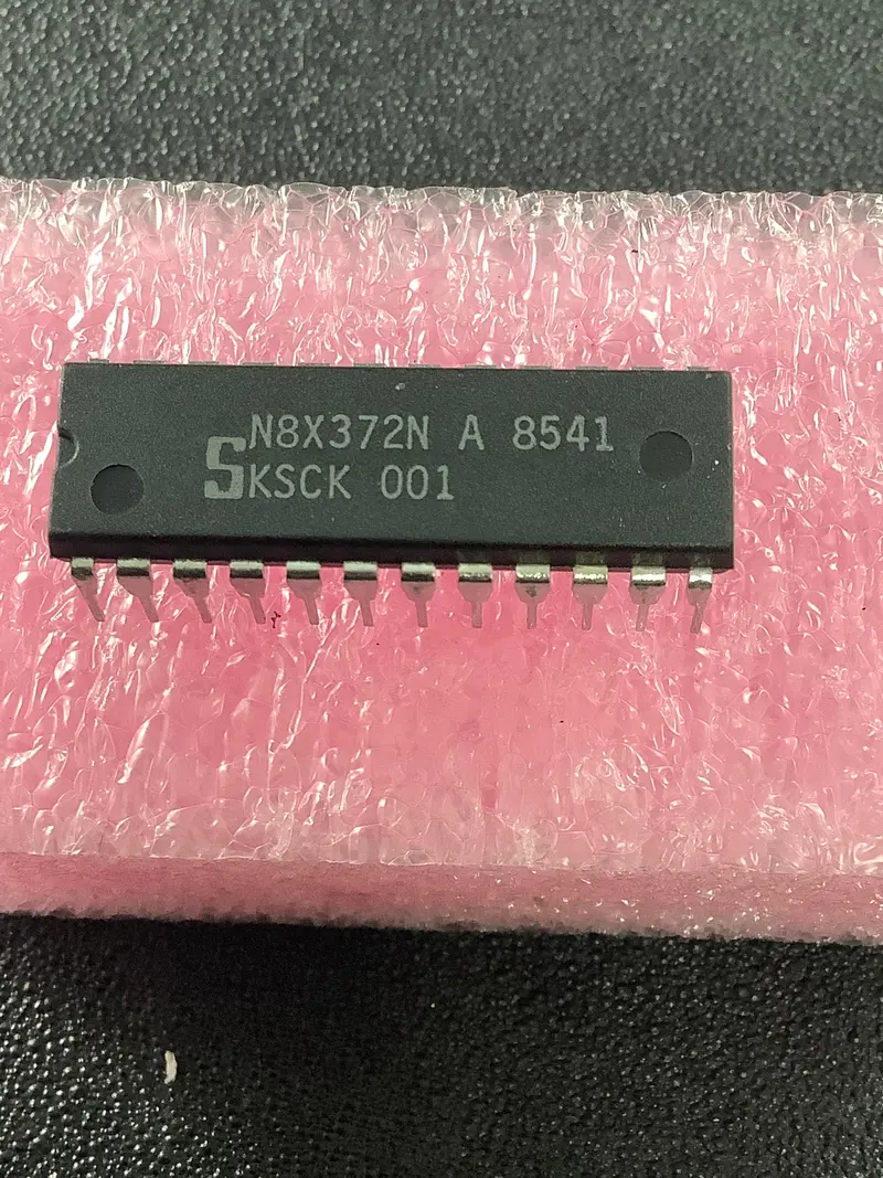 N8x372n - Signetics - Addressable/Bidirectional I/O Ports 1