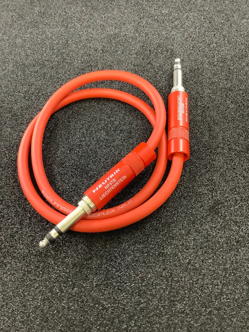 Nktb05-R - Neutrik - 1/4In Longframe Patch Cord 24In - Red 1