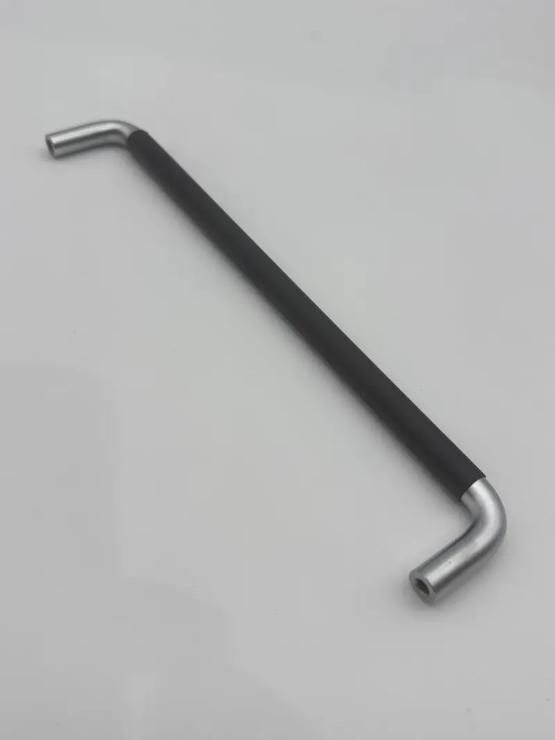 Ss-10.235.28 - Davies Molding - 235Mm Center To Center Rounded Steel Handle With Plastic Cover 1