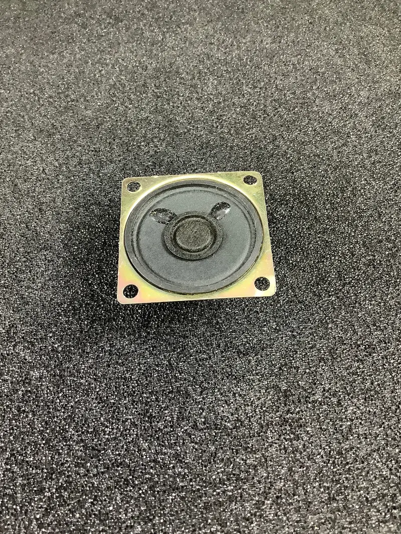 U105s - Speco - 1 1/2 In 8 Ohm .2 Watt Speaker 1