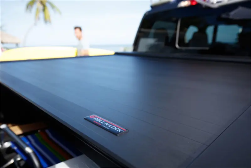 Roll-N-Lock Rc109E E-Series Retractable Tonneau Cover – For 2008–2016 Ford F-250/F-350 Super Duty (6.8 Ft Bed) 1